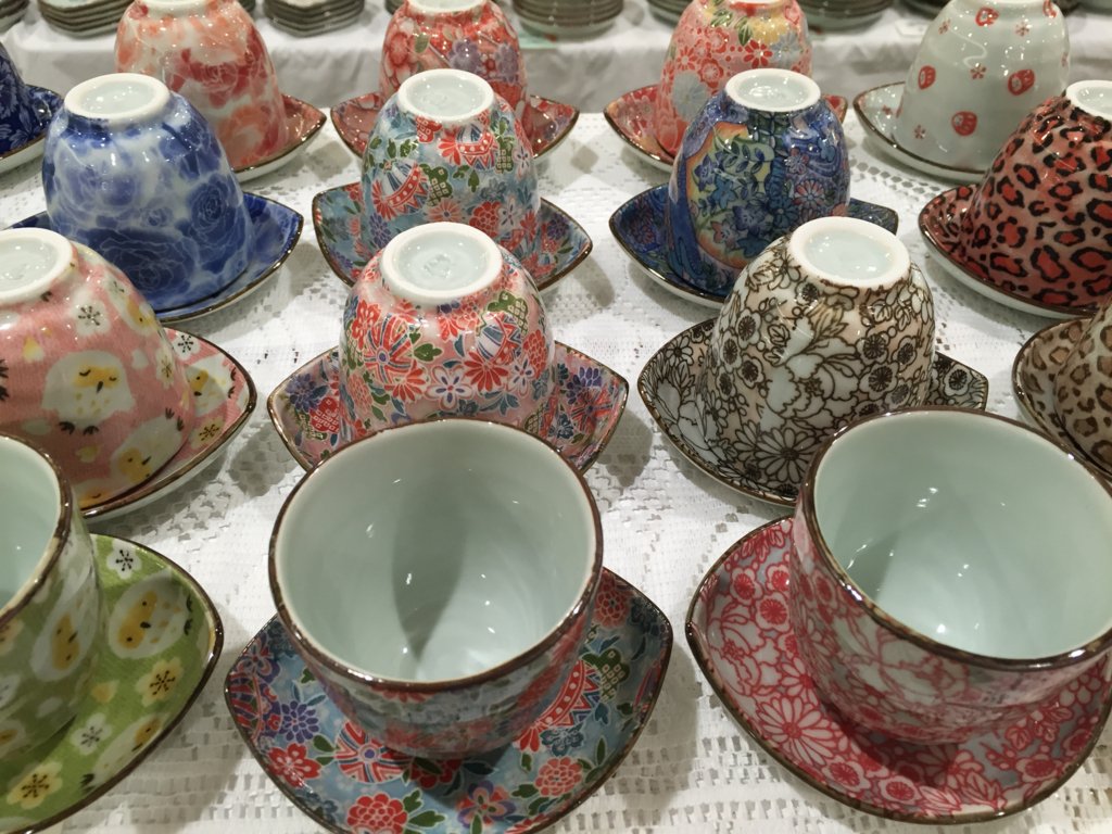 LIMITED SHOP】憲真窯(ｹﾝｼﾝｶﾞﾏ) 和紙を貼って作った現代風の有田焼など