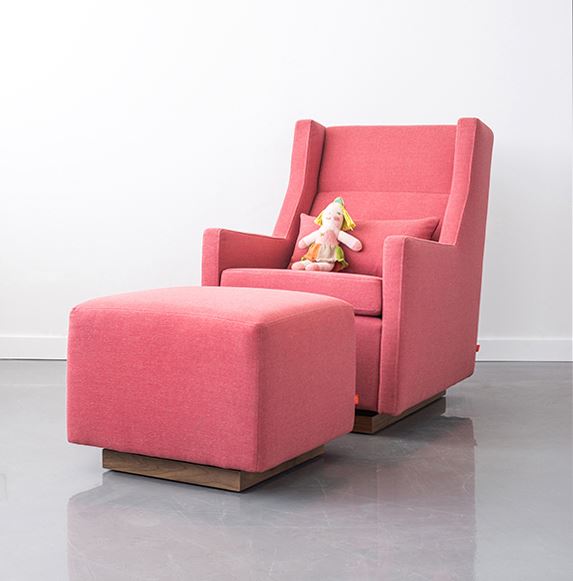 SamDesignInc's tweet image. #gussummersale has something for everyone !! How sweet is this glider and ottoman, that also glides! #gusmodern