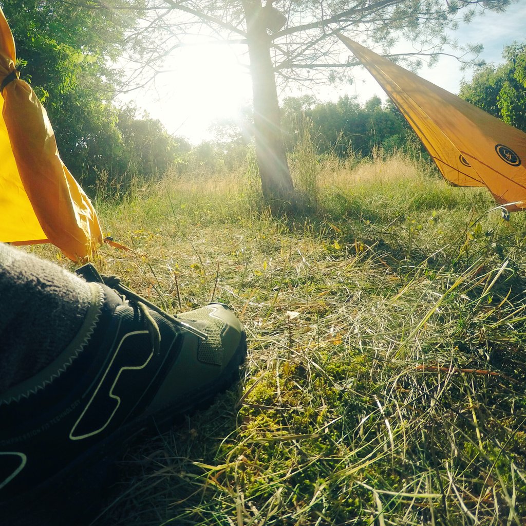 danielhuman's tweet image. The @Rockys2v Trail Runners with a morning view from the tent #TeamS2V #WeLive2Explore