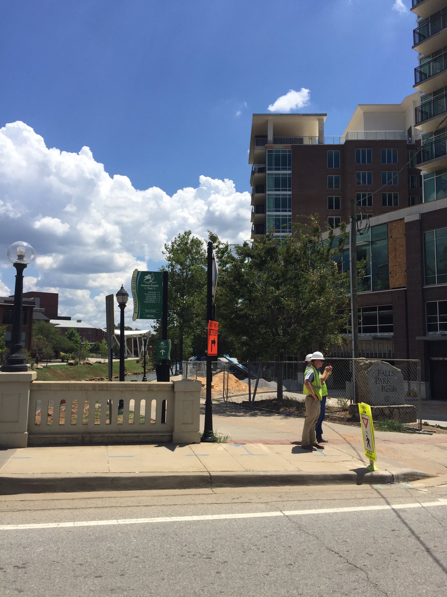 Gas leak in Greenville causes evacuations, closures