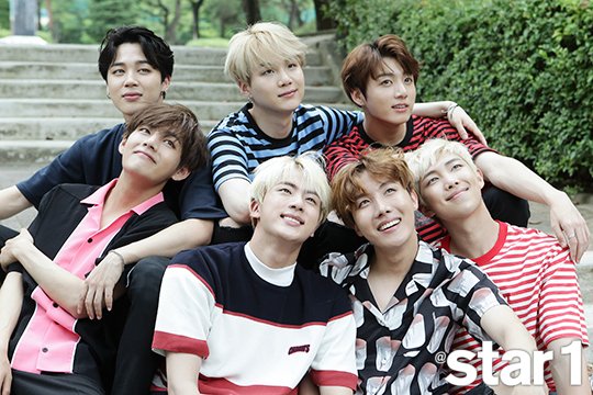 SUGA_WTF's tweet photo. ISSO QUE EU CHAMO DE TENTADO A MINHA VIDA #BTS #STAR1 #MAGAZINE2016 https://t.co/aey7cGsjaE