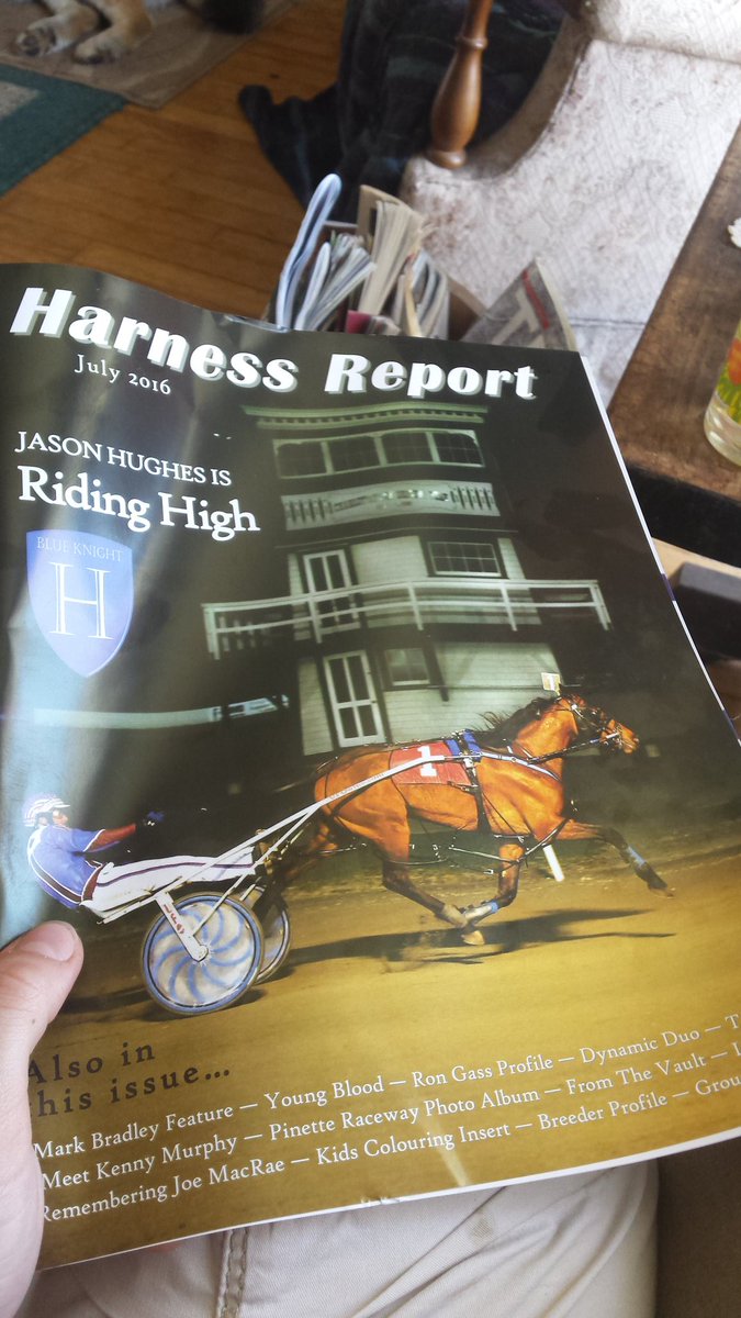 dawnmariemoore's tweet photo. @HarnessReport chalked FULL of awesome old program sheets, profiles, pictures, etc. Best magazine around!! Love it!! https://t.co/NQbTFYmL8d