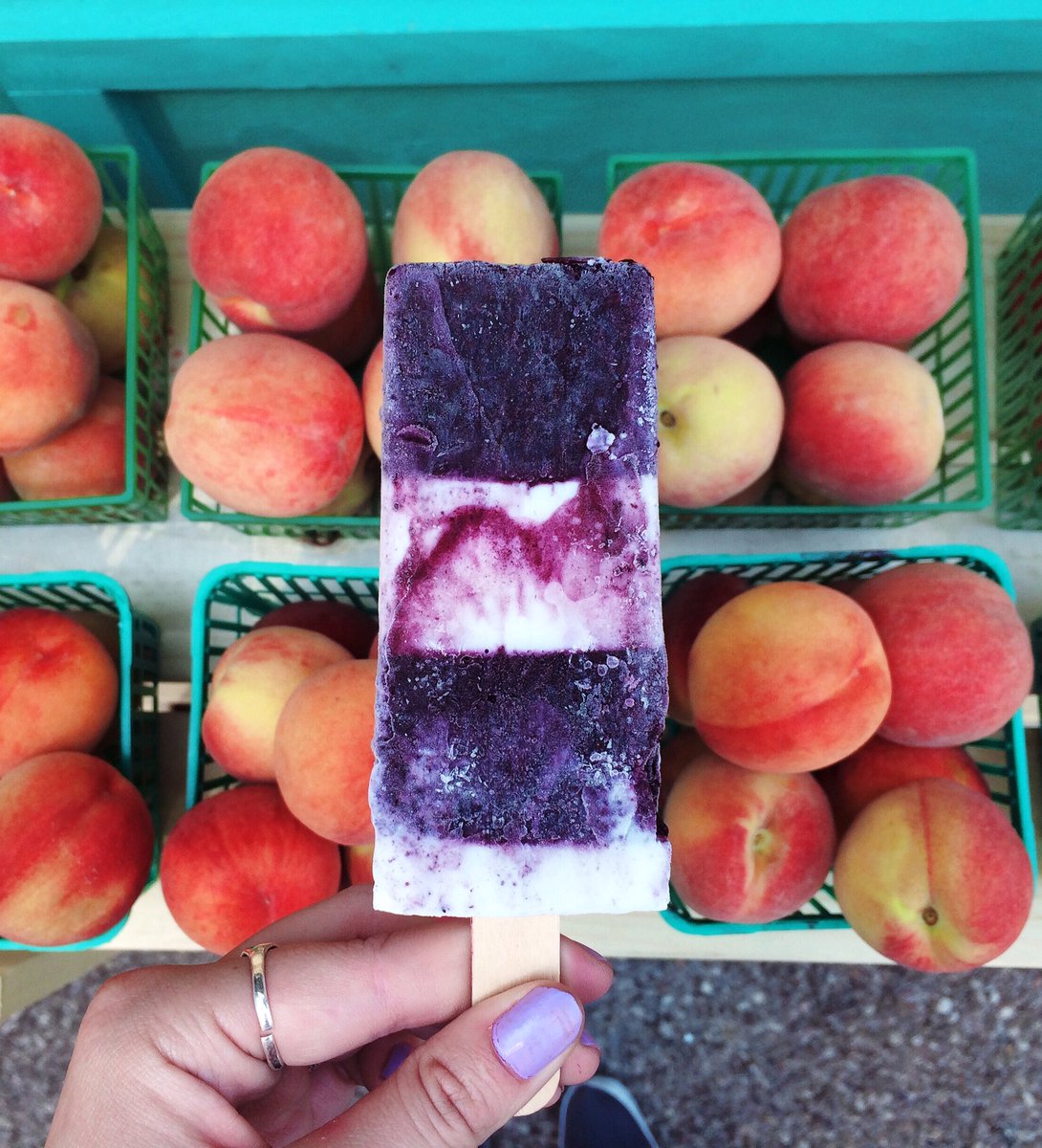 Loco Paletas tweet media