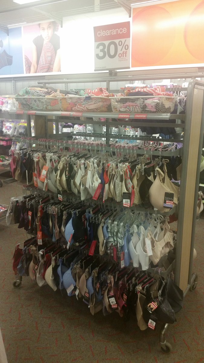 fabfrugal_12's tweet photo. Just call me the Clearance whisperer! @T1825 @nwilliamsUNC
#beforenafter #thisiswhatIdo #VisualDiva https://t.co/4ZpgVo3dOW