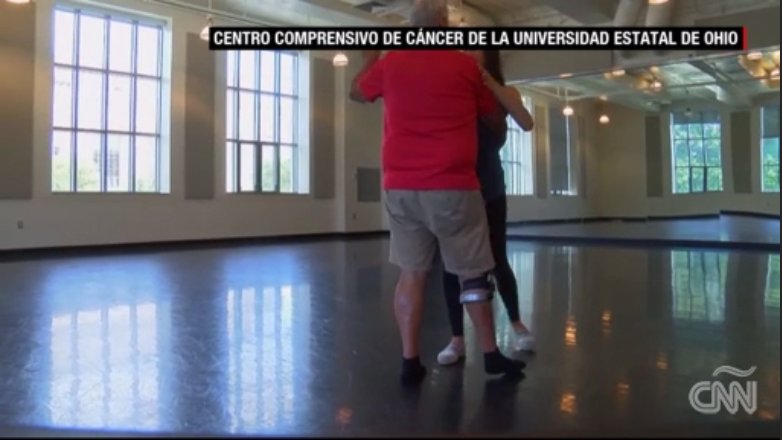 CNNEE's tweet photo. Investigaciones han encontrado que bailar tango puede ayudar a los pacientes con cáncer https://t.co/YpIrvmiJzm https://t.co/BDQ3mZgsmR