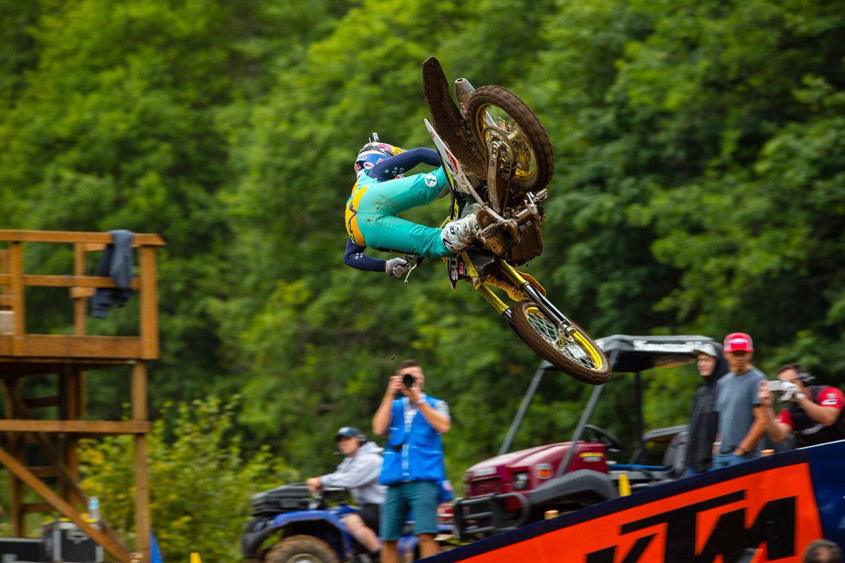 SupercrossLIVE's tweet photo. .  @js7 throws it out at Washougal! #WhipitWednesday https://t.co/ItosW0VUau