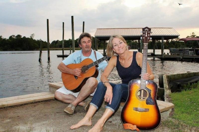 townemeraldisle's tweet photo. EmeraldFest concert Thurs, July 28 - 6:30 pm - 8 pm @ WORA - Wild Honey performs live! https://t.co/AVlljRktnv https://t.co/dRLs8ZTdzI