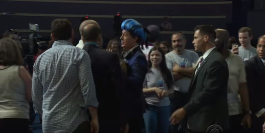 #DNC Security refuses to let #StephenColbert take the stage epictimes.com/07/27/2016/ste… And they say #GOP is no fun