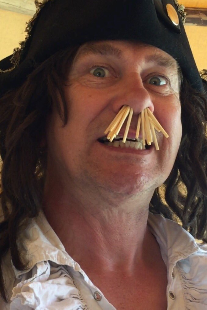 MrBrownsPig's tweet photo. #matchstickchallenge Place stick in mouth then insert into nostrils using tongue only! https://t.co/NZEQIkTIXu