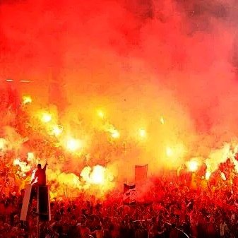 M_ayman40's tweet photo. الأهلى عندى بالحياة ونصره اليوم هو المنى #افريقيا_يا_اهلي https://t.co/L7T7OSDioR