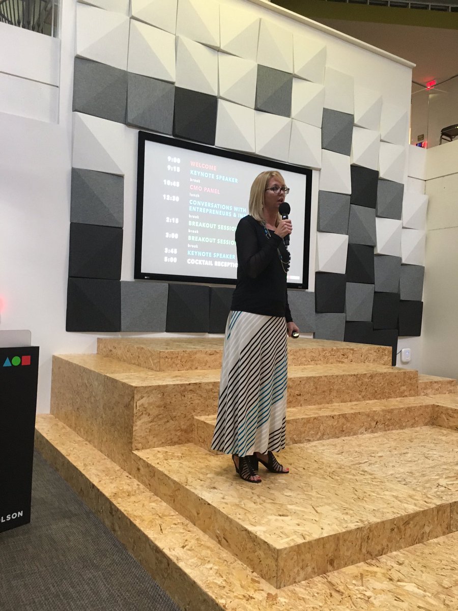 nnye's tweet image. The fabulous @mmurphymmm kicking things off at #NXMW16 @OLSONagency