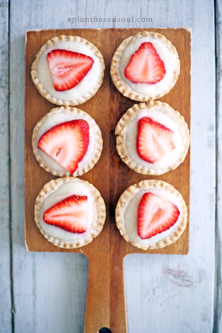 APlantPowrdLife's tweet photo. You won't believe what vegetable I used to make these delicious #strawberry #lemonade #tarts! Recipe on blog soon! https://t.co/EQJPOYedSC