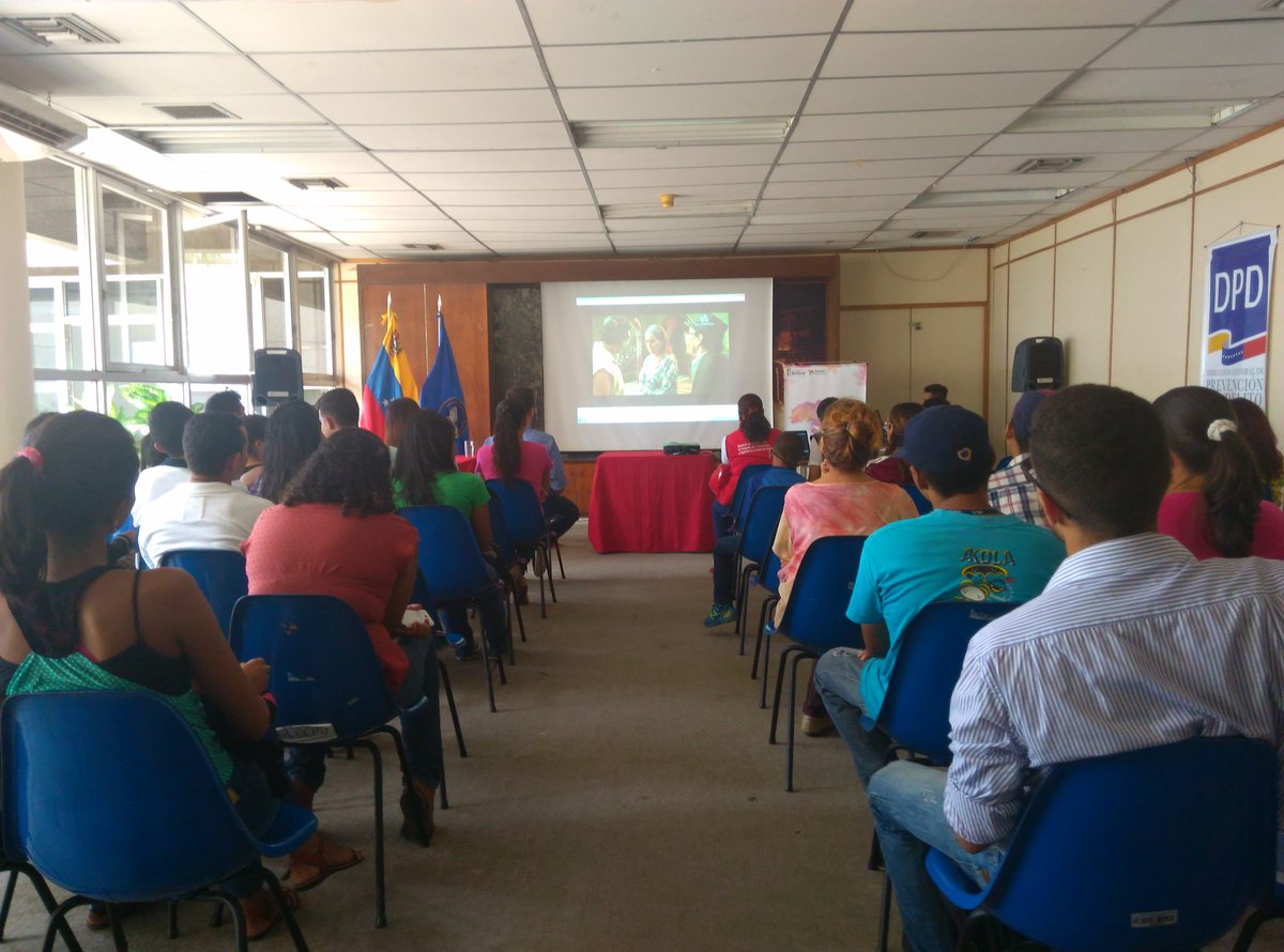 PFG_CSBolivar's tweet photo. Con la presencia del @MinMujer_Bol @InsMamaRosaBol @defensoria_bol @PrensaGoBol https://t.co/6OBhLOxe0O