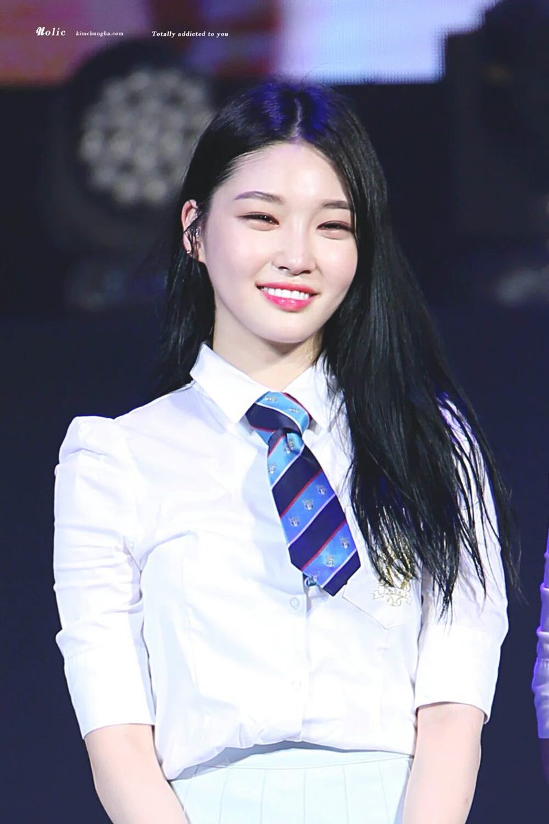 dear_chungha's tweet photo. 그대 재스민 향기같은 웃음에
내 마음 온통 그대 쪽으로 엎질러졌으니까요
고백하건대 이건 진실이에요

고백, 유하 https://t.co/94bG9GcHiz