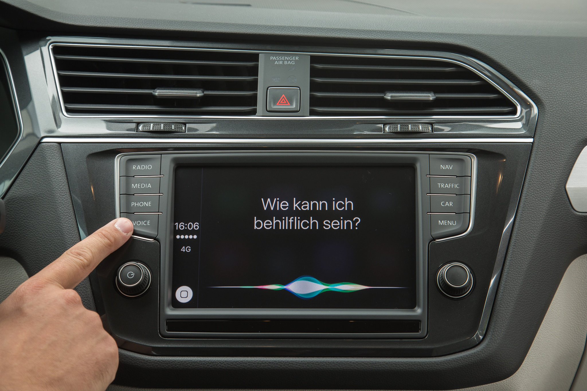 Volkswagen News Car Net App Connect And Media Control The Infotainment System In The Vwnewtiguan Vw