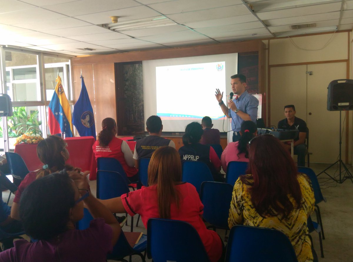 PFG_CSBolivar's tweet photo. .@ojray La trata de persona se realiza con la captación, transporte, traslado y comercialización con otros terceros https://t.co/v8EPVxPcv4
