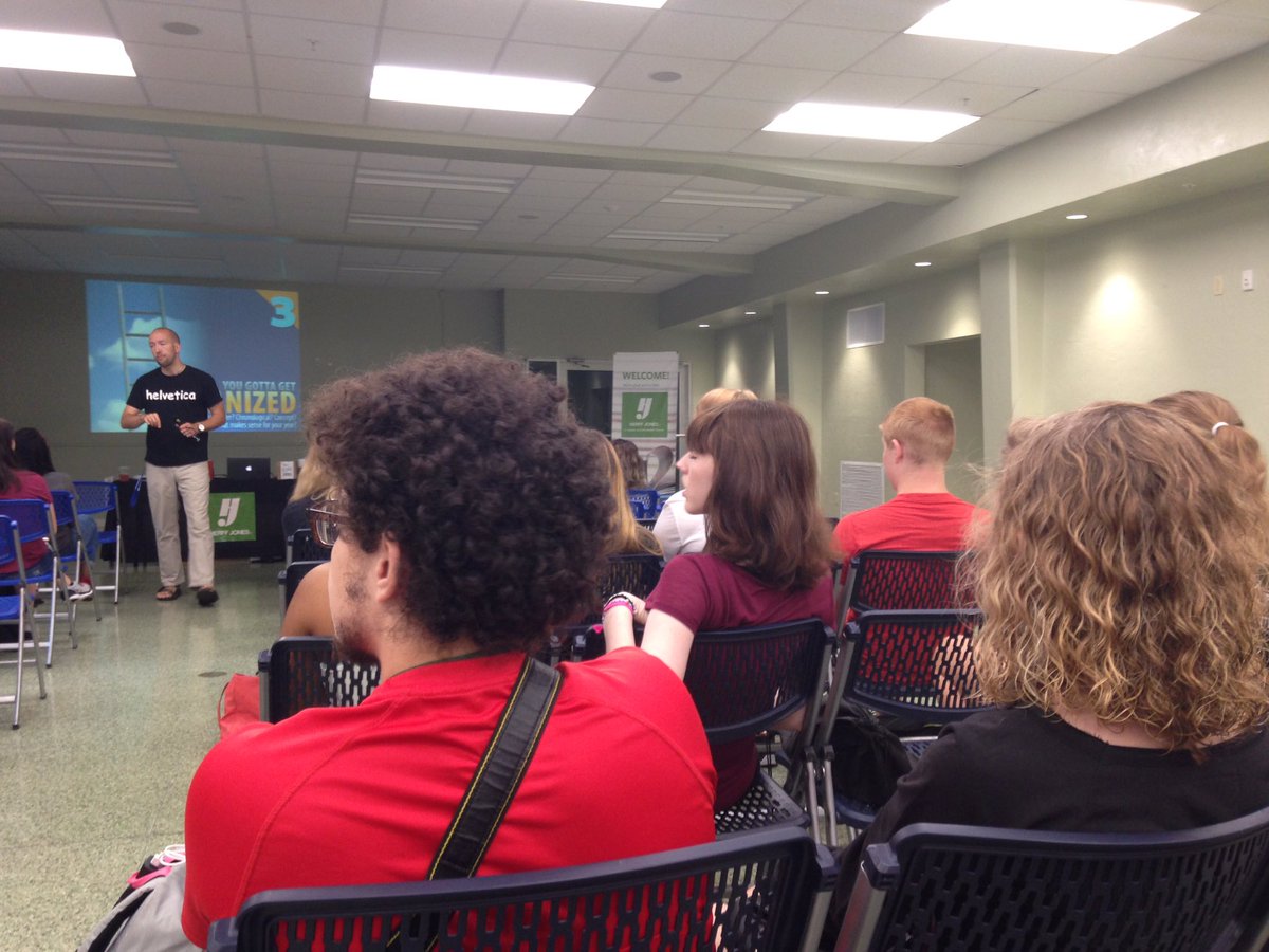 DHS_Jerds's tweet photo. #HJSigCamp is a blast learning photography with key note speaker @msimons https://t.co/Yniltwt0J3