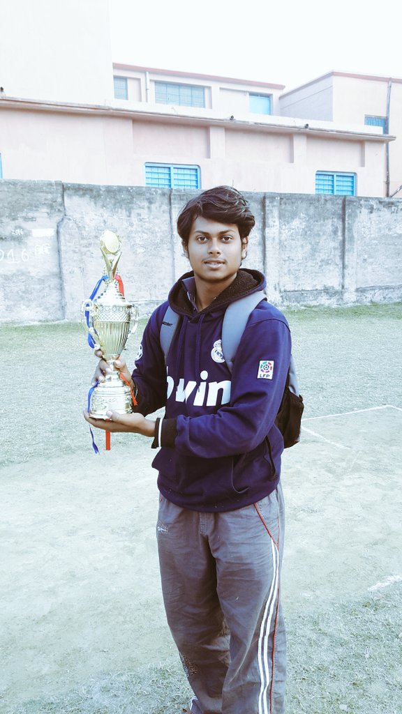 Goutam_Dey7's tweet photo. Another year another trophy.. #back_to_business https://t.co/yk8ZLQx58U