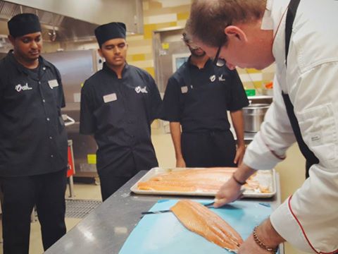 ncstatedining's tweet photo. At #ncstatedining we encourage our employees to grow &amp; learn through training opportunities.#TrainingDay #OntheOval https://t.co/6s5dqaegV3
