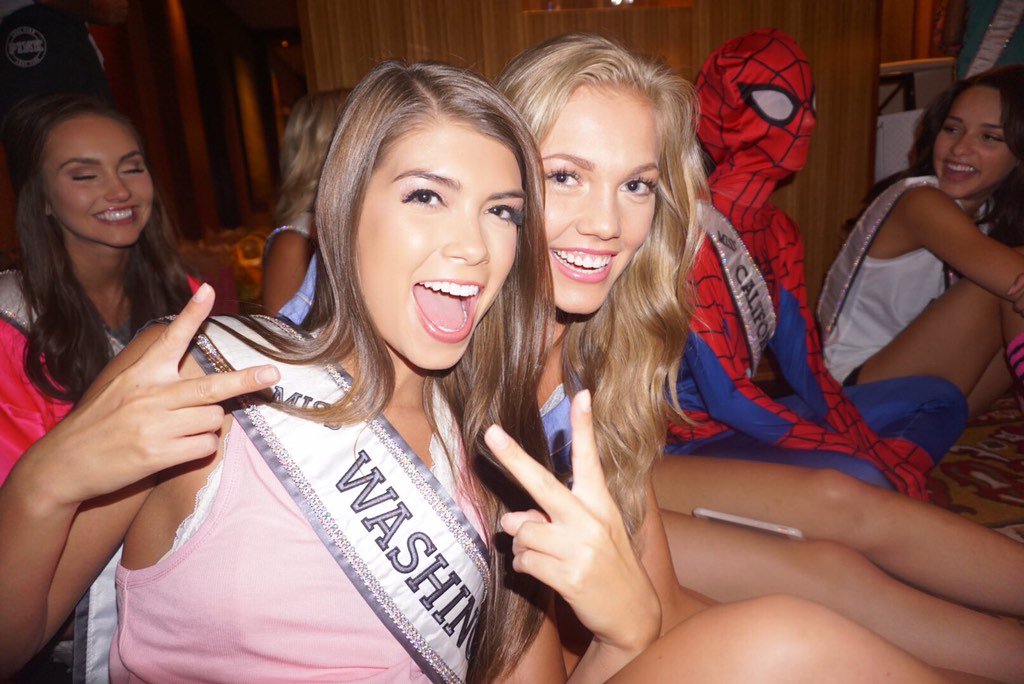 BryleighPaiton's tweet photo. I ❤️ @MissCATeenUSA for this. #spiderswag https://t.co/2vZvEgG2jT