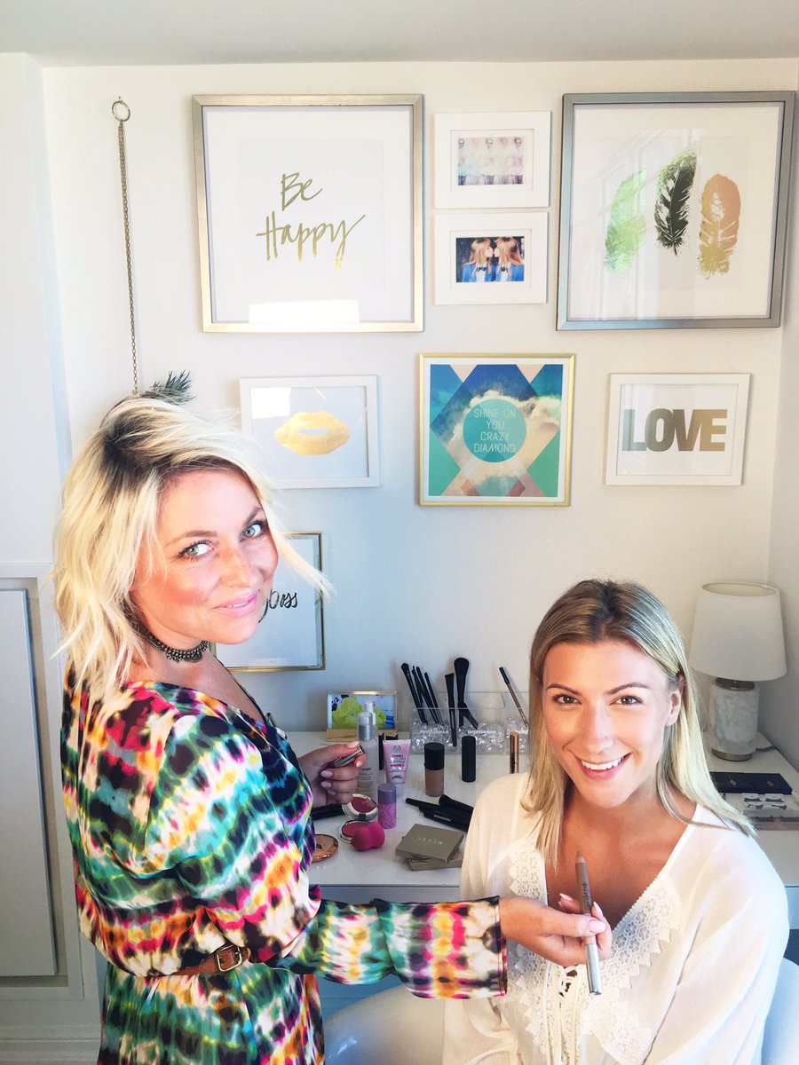 Bronze summer goddess look on <a href="/trendstruck/">Marla</a> is coming along beautifully with <a href="/TweezermanCa/">Tweezerman Canada</a> &amp; <a href="/nikkistrachan/">Nikki Strachan</a>. #filming