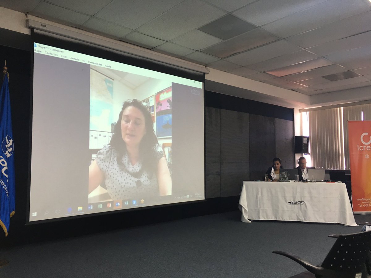 pililinam's tweet photo. Promoviendo el Guatemala Film Comission @AGEXPORTGT #icreate2016 https://t.co/h30ATmeTRh