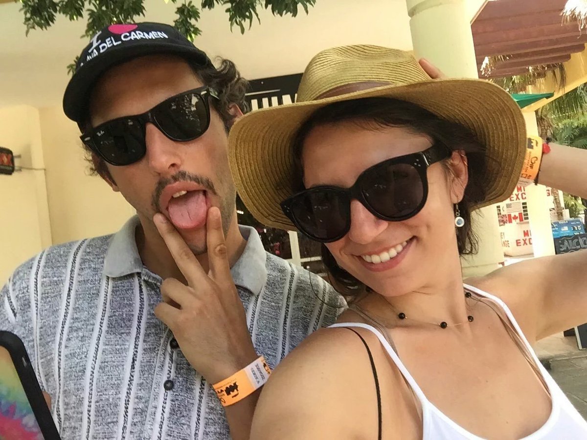 friedpics's tweet photo. my favorite couple in the world https://t.co/LcCI94XLlK