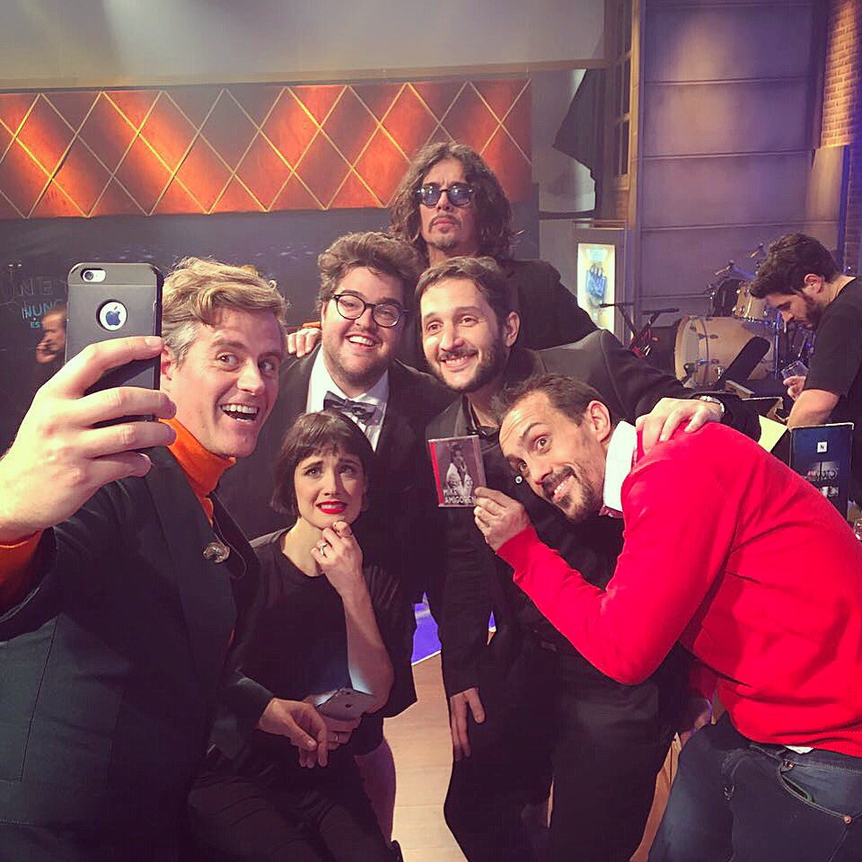 NETxFOX #Gracias <a href="/Mik3amigorena/">Mike Amigorena</a> <a href="/ftorrente/">Florencia Torrente 🇦🇷💚</a> <a href="/FOXSportsArg/">Fox Sports Argentina</a> <a href="/germanpaoloski/">German Paoloski</a> <a href="/dariobarassi/">dario barassi</a> <a href="/ChatrucJose2/">Jose Chatruc</a> <a href="/zorritovon/">Zorro Von Quintiero</a>