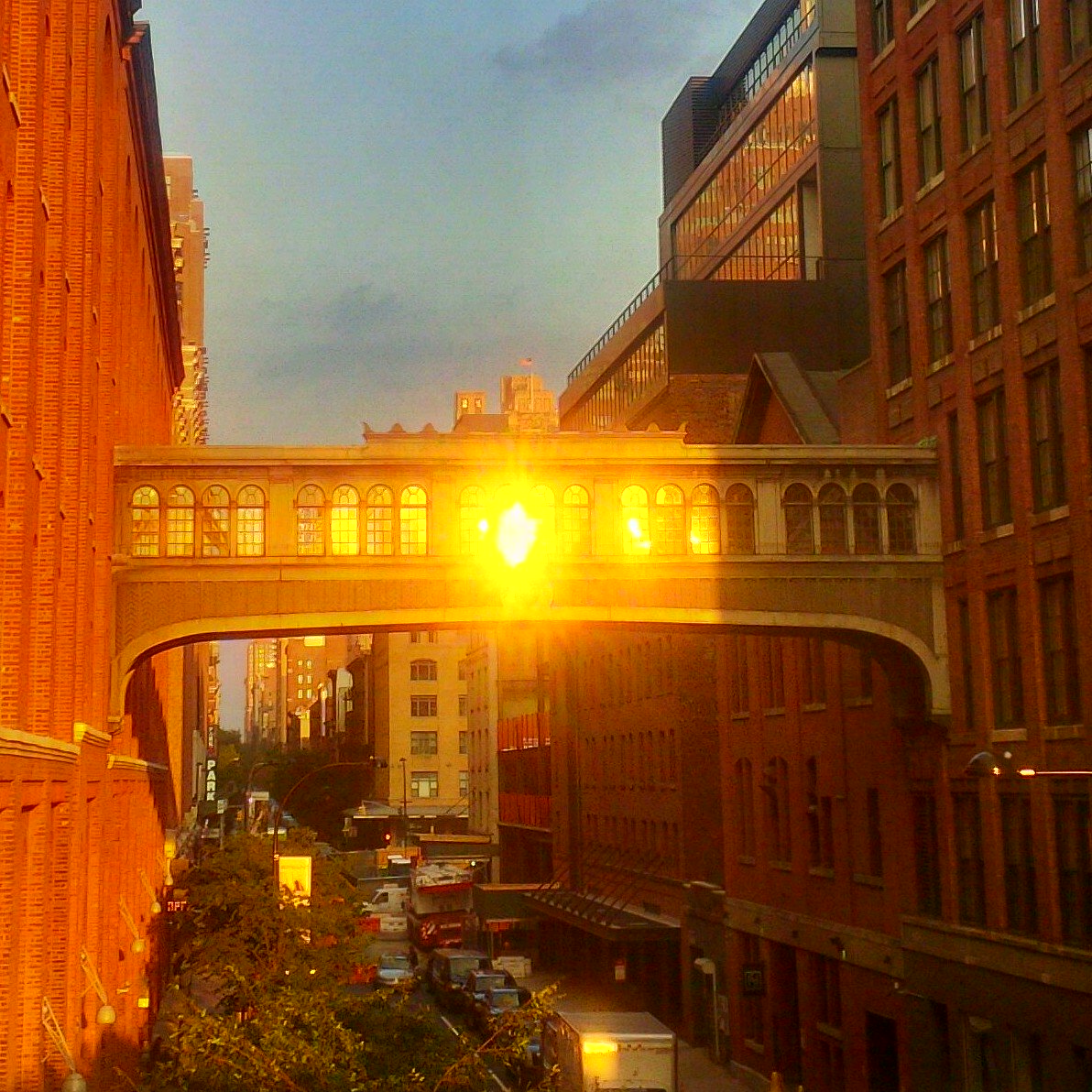 elencomelli's tweet image. Six-day stretch of 90-degree highs in #NYC, time to keep #FossilFuels in the ground #HeatWave2016 #KeepItInTheGrpund