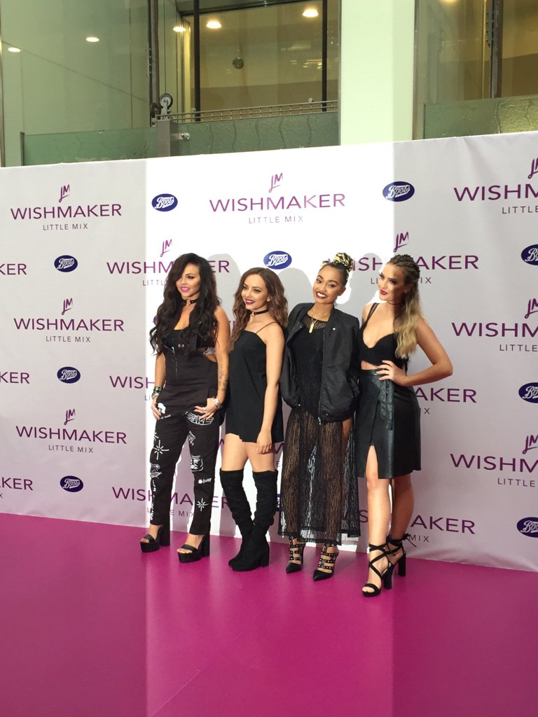 sugarscape's tweet image. Go check out our Snapchat live from Little Mix’s #LMWISHMAKER launch (username: sugarscape)