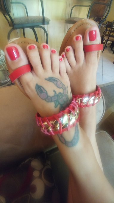 So relaxed after my pedi.  I love this summer red.  Now for a quick bite and maybe lounge by the pool<a href="/tag/metime"class="tags"><span>#metime</span></a>