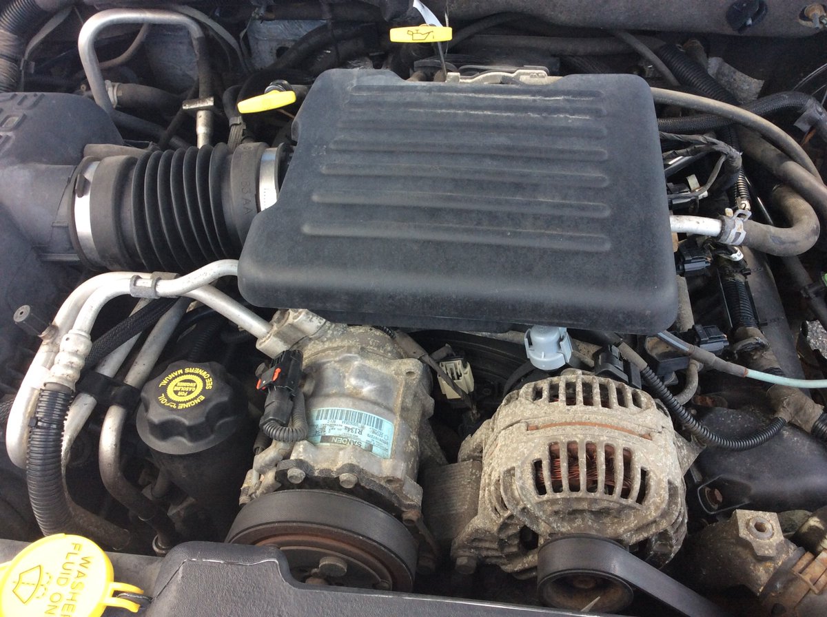 dmsfirstclass's tweet image. 2003 Dodge Durango for $3,399 with 118,482 miles #cars #suvs #usedcars #used #usedcardealer #Newburghusedcars