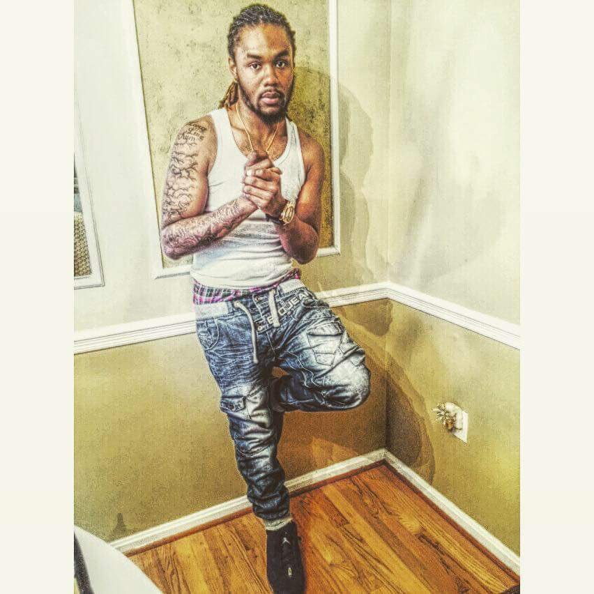 _BigLwuop's tweet photo. Young Fly Nigga Gone Way To Soon You going be missed big bruh ๐ช๐พ๐ฏ๐ผ๐พ #RIPQuick #E4Q #LongLiveQuick https://t.co/hm1GrtSxEE