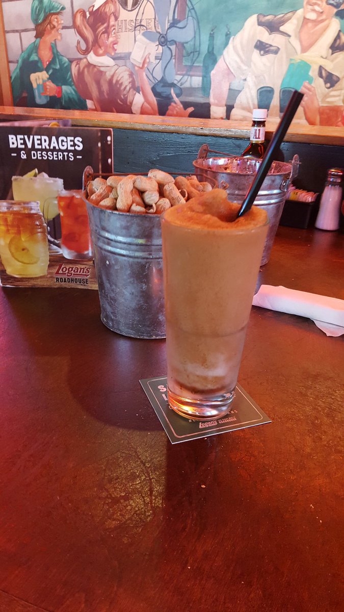 KeithRoadhouseK's tweet photo. Come and cool off with a Frozen Jack and Coke in Macon, GA. #itshotoutthere https://t.co/YMRImWze2o