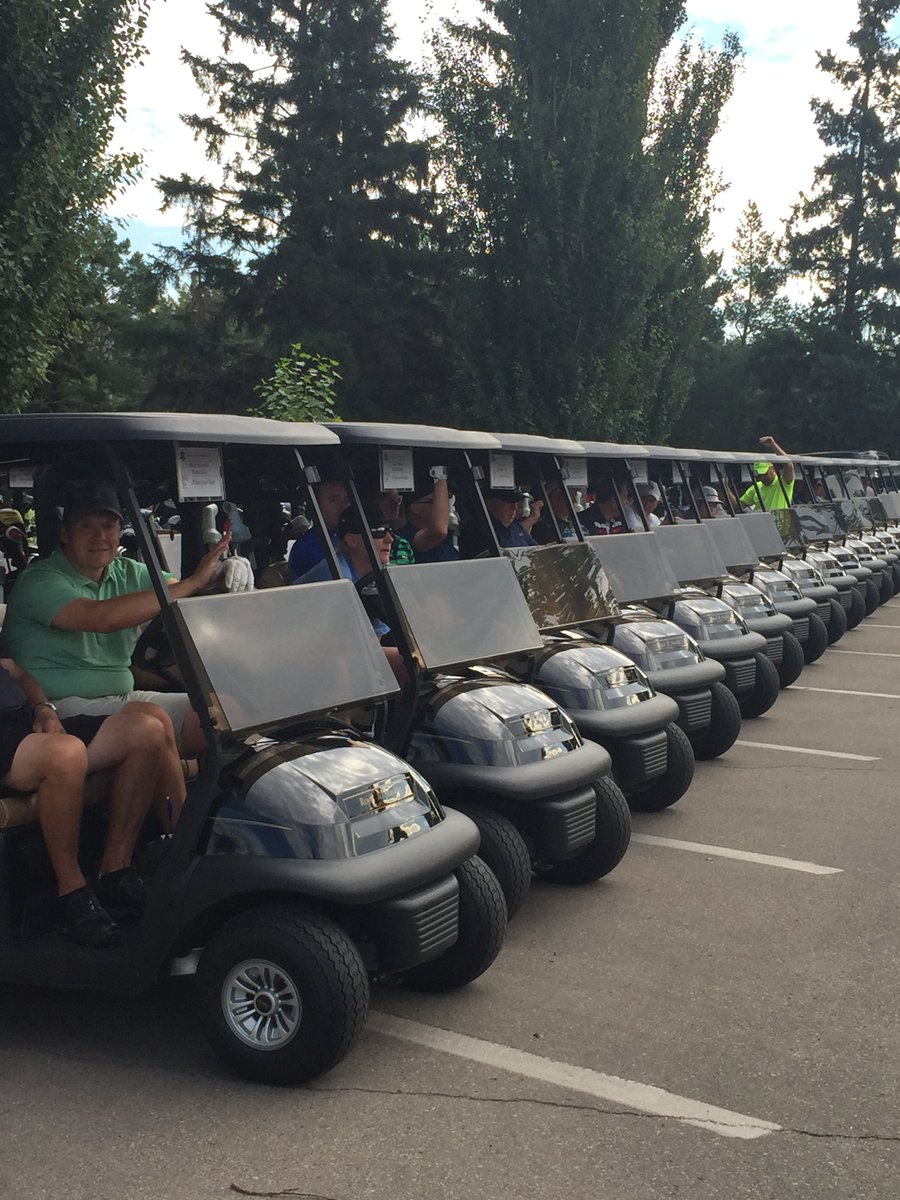 RoyalMayfair's tweet image. Wishing all of our #1members &amp;amp; #1guests a great day on the course for our 2016 MEN'S MEMBER GUEST! #YEG #36holes