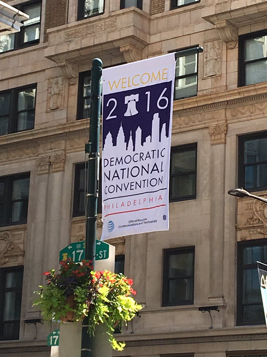 brooksbkenny's tweet photo. So excited to be here at the #DemConvention #AlzReadiness @WomenAgstAlz @LillyPad https://t.co/Bwx9DRTnF9