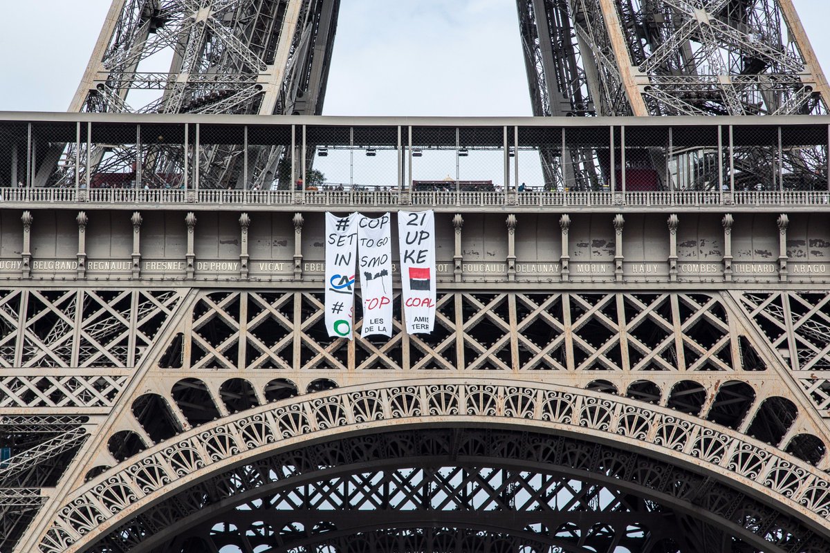 BankTrack's tweet photo. Great action from @amisdelaterre at Eiffel Tower today calling on @CreditAgricole and @SocieteGenerale to #stopTJB2 https://t.co/3YMIqbfFFl