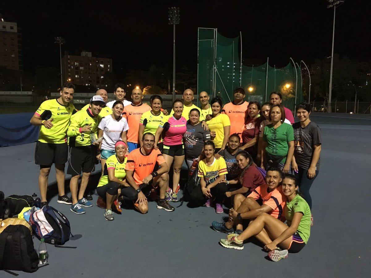 Cadavida's tweet photo. Deporte y Mujeres, una combinación para empoderar a nuestras #Mujeres. #CadaVidaCorre. https://t.co/zCAZM63qSV