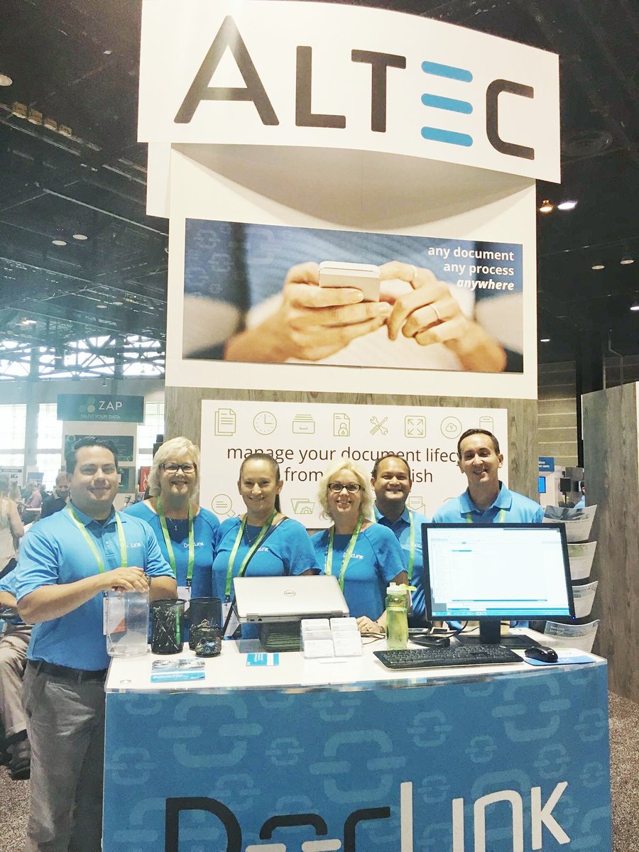 DocLinkbyBAI's tweet photo. Day 2 of @Sage_Summit and our team is ready to link up with you - drop by #Booth526 today! #SageSummit https://t.co/oemQFvONlt