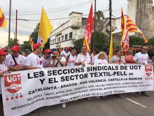 ugtcatalunya's tweet photo. #SalvemNylstar @fitagugtcat Manifestació d'avui!! https://t.co/ha7b8K2aZY