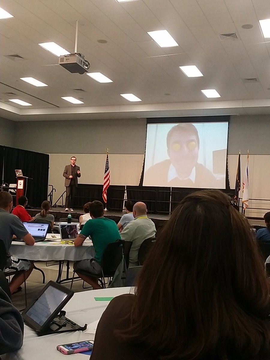MrBalliet's tweet photo. About to enjoy @chemicalsams at #KTI2016. Have a feeling we're in for a treat. @suevankirk @CoLIBRAtoRY https://t.co/ahFcIkYxOI