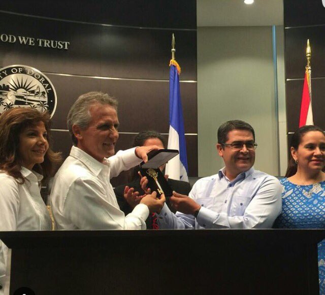Juan Orlando Hernández tweet media