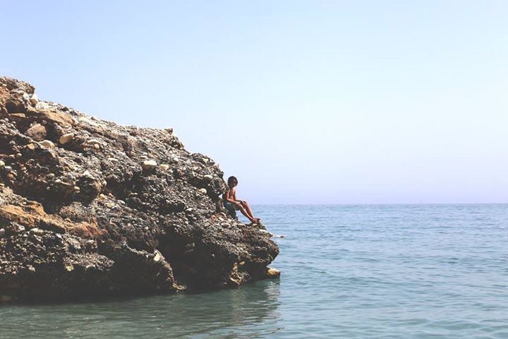 A_T_Photograph's tweet photo. The little boy was sat on that rock for ages and he looking like he just belonged there! #Spain #photography #travel https://t.co/X0L1CpKtMY