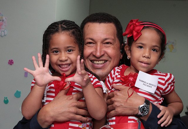 braca_alex's tweet photo. #ChávezEsPatria estas presente en cada sonrisa de los niños y niñas de la Patria. https://t.co/1BBSK1P4bj