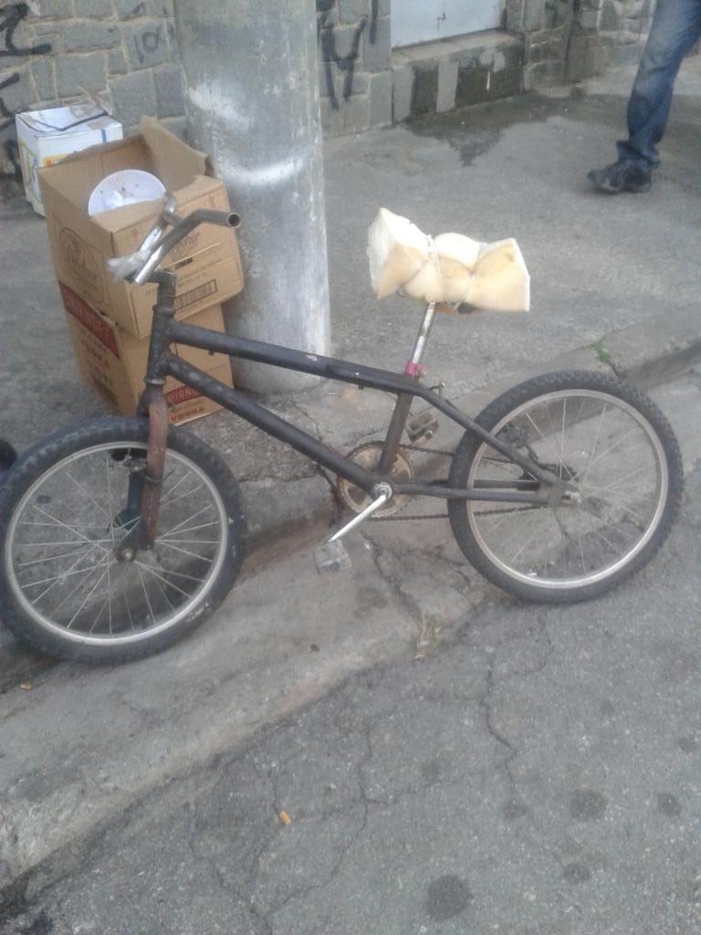 Rafaelninho's tweet photo. BMX. Pro Braszilian X•Games* https://t.co/nVD8a7M9s6