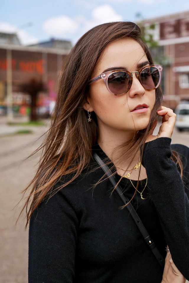 altavista147's tweet photo. Una chica con mucho estilo #AndyTorres de @stylescrapbook en exclusiva para @HUGOBOSS https://t.co/6KoXcezVjg