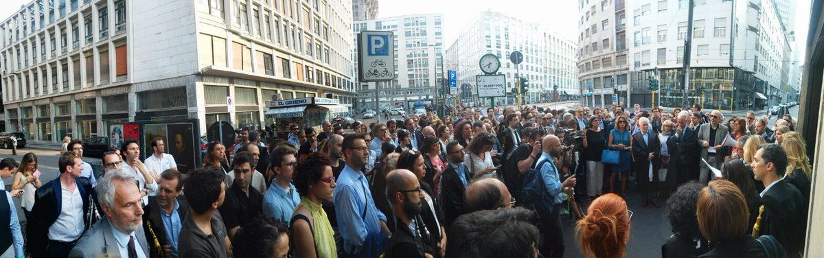 Toghe libere : presidio avvocati e magistrati davanti al consolato turco di Milano in difesa dei diritti.