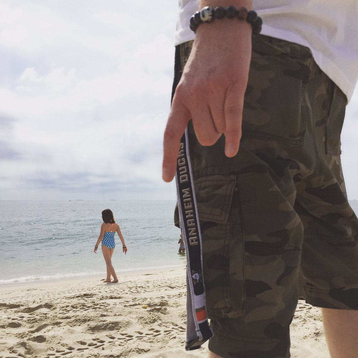 n4_red's tweet photo. Much needed... Can't wait to hit the stage in a few weeks! #N4RED #DucksOnVacay #DaddysLittleGirl https://t.co/yjBXmzb2RD