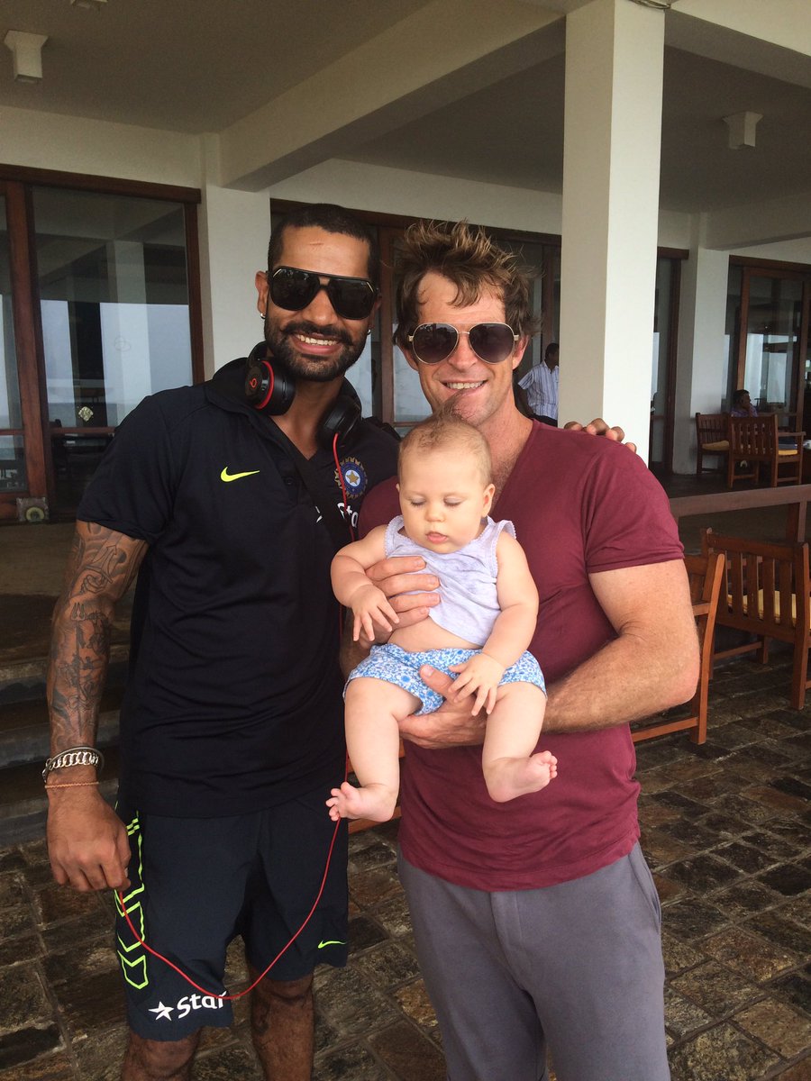 Hi Jhonty , Wish you a very Happy Birthday <a href="/JontyRhodes8/">Jonty Rhodes</a> . Have a great one!!hope your family doing grt too!!!🎂👏👏