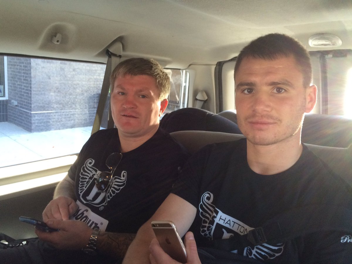 <a href="/SergeyRabchenko/">Sergey Rabchenko</a> <a href="/HitmanHatton/">Ricky Hatton MBE</a> on way to public workout New York
